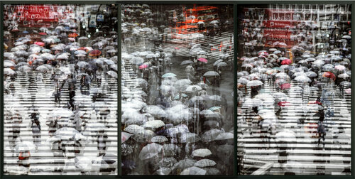 TOKYO CROSSING I von Sven Pfrommer, Fotografie kaufen auf Singulart