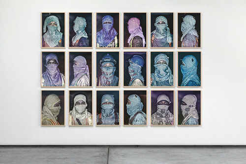 MANILA WORKER - Photography Art installation with 18 frames von Sven Pfrommer, Fotografie kaufen auf Singulart