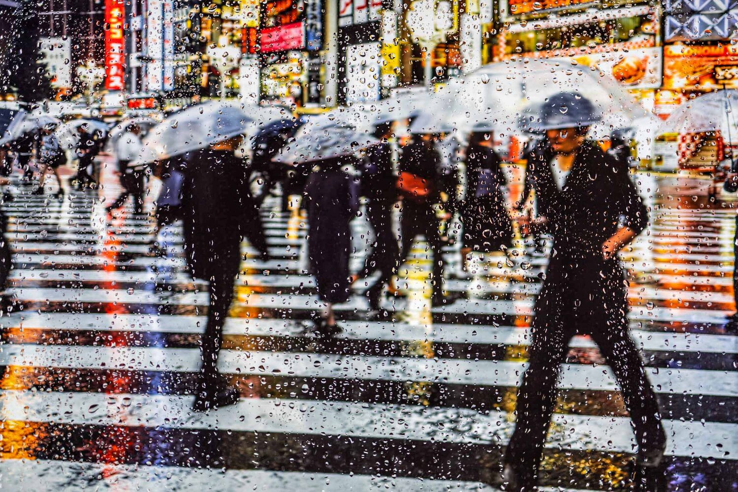 RAINY DAYS IN TOKYO VI Sven Pfrommer