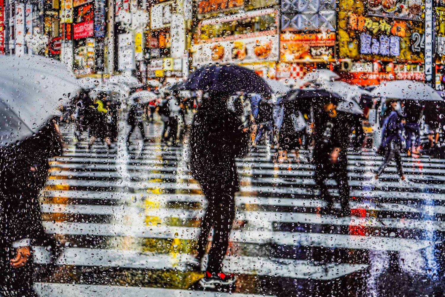 RAINY DAYS IN TOKYO V Sven Pfrommer