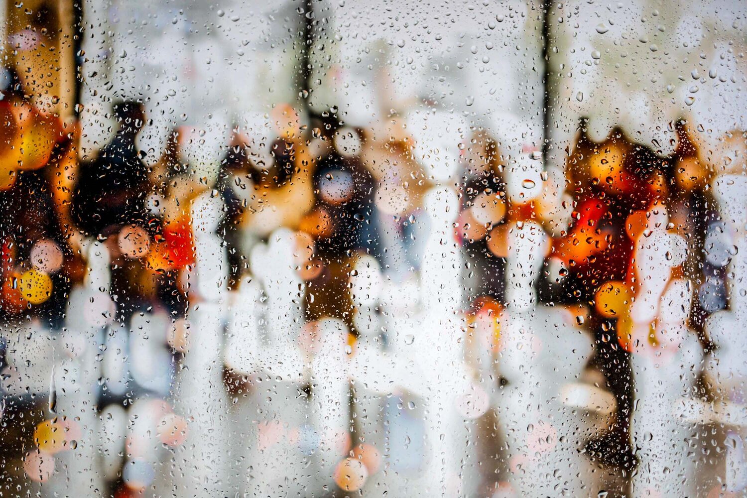 RAINY DAYS IN SAIGON IV Sven Pfrommer