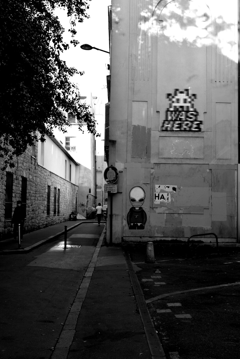 "Paris  Summer 2020 Lockdown" JO Tuck