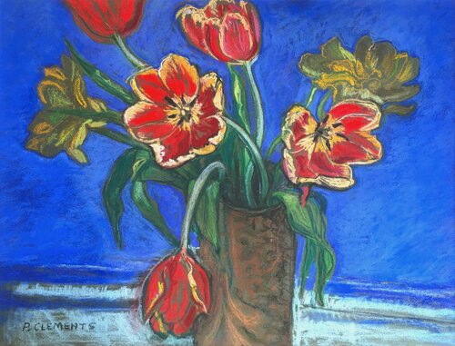 Red Tulips on a blue background von Patricia Clements, Werk auf Papier kaufen auf Singulart