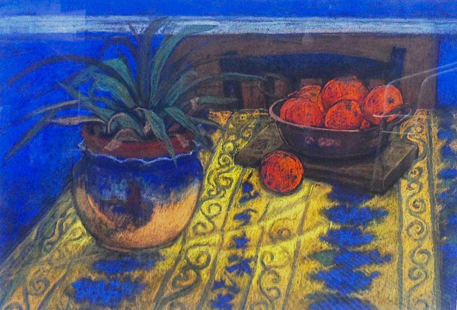 Oranges and Chinese pot still life Patricia Clements Disegno in vendita