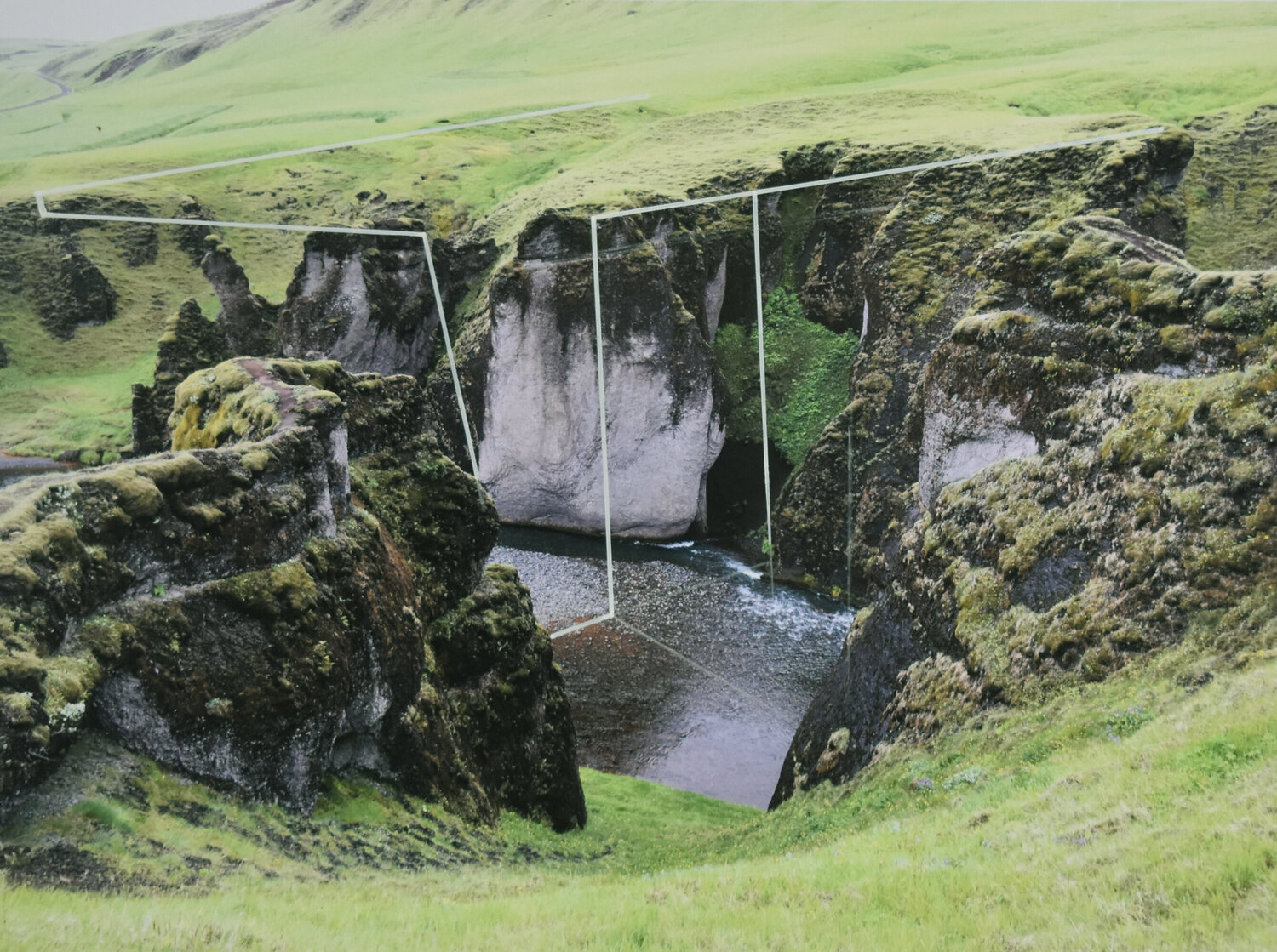 63.7801°N 18.0898°W Kayo Shido