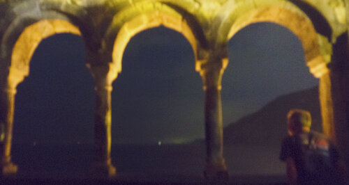 Look at the sea von Andrea Benetti, Fotografie kaufen auf Singulart