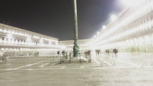 Painted picture of Venice V di Andrea Benetti, Fotografia in vendita su Singulart