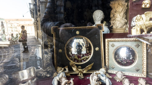 Self-portrait von Andrea Benetti, Fotografie kaufen auf Singulart