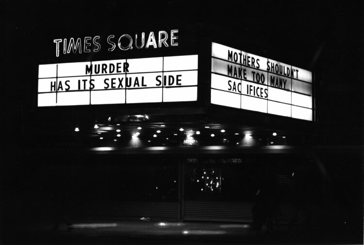 額装品/ジェニー・ホルツァー Times Spuare Jenny Holzer Amazon