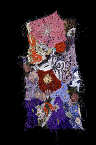 Love for All Things Shirt Front Right van Aomi Kikuchi, Textiel te koop op Singulart