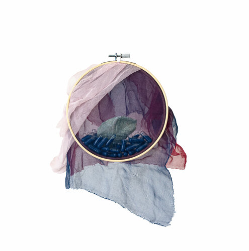 Placebo-6 van Aomi Kikuchi, Textiel te koop op Singulart