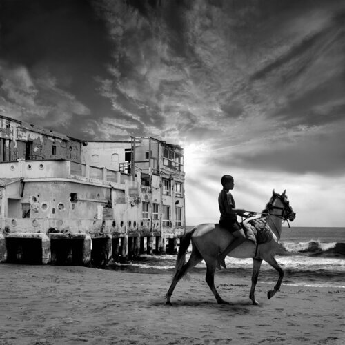Kobet El Hawa / La Marsa de Michel Giliberti, Fotografía a la venta en Singulart
