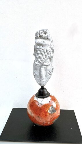 VEILLEUR 4 von Nadine Defer, Skulptur kaufen auf Singulart