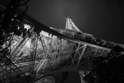 ©  Paris at Night di Richard Martin, Fotografia in vendita su Singulart