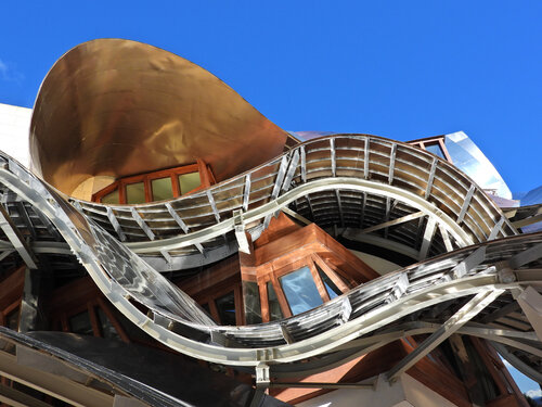 © CURV 0597 Richard Martin