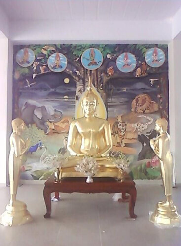 The Enlightenment of Gautama Buddha par Yothin Kanokbanpot, Peinture en vente sur Singulart