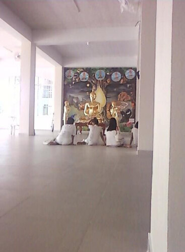 The Enlightenment of Gautama Buddha par Yothin Kanokbanpot, Peinture en vente sur Singulart