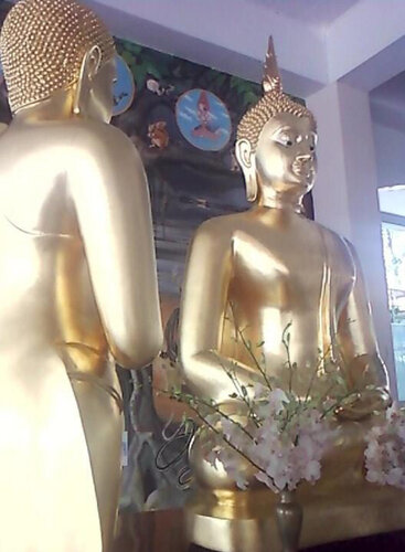 The Enlightenment of Gautama Buddha par Yothin Kanokbanpot, Peinture en vente sur Singulart