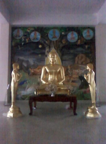 The Enlightenment of Gautama Buddha van Yothin Kanokbanpot, Schilderij te koop op Singulart