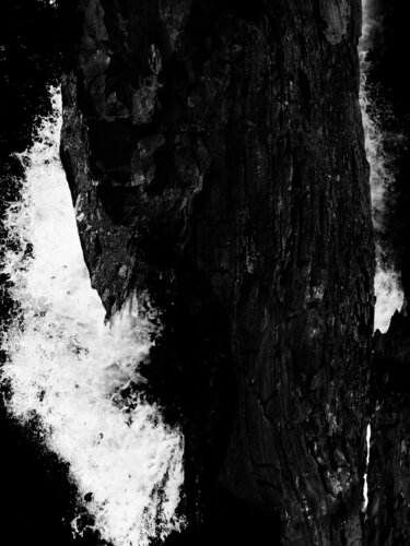 Des torrents d'amour von Évelyne Coutas, Fotografie kaufen auf Singulart