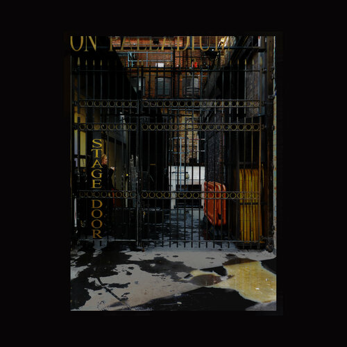 Urbanités I - Londres- The Palladium van Évelyne Coutas, Fotografie te koop op Singulart