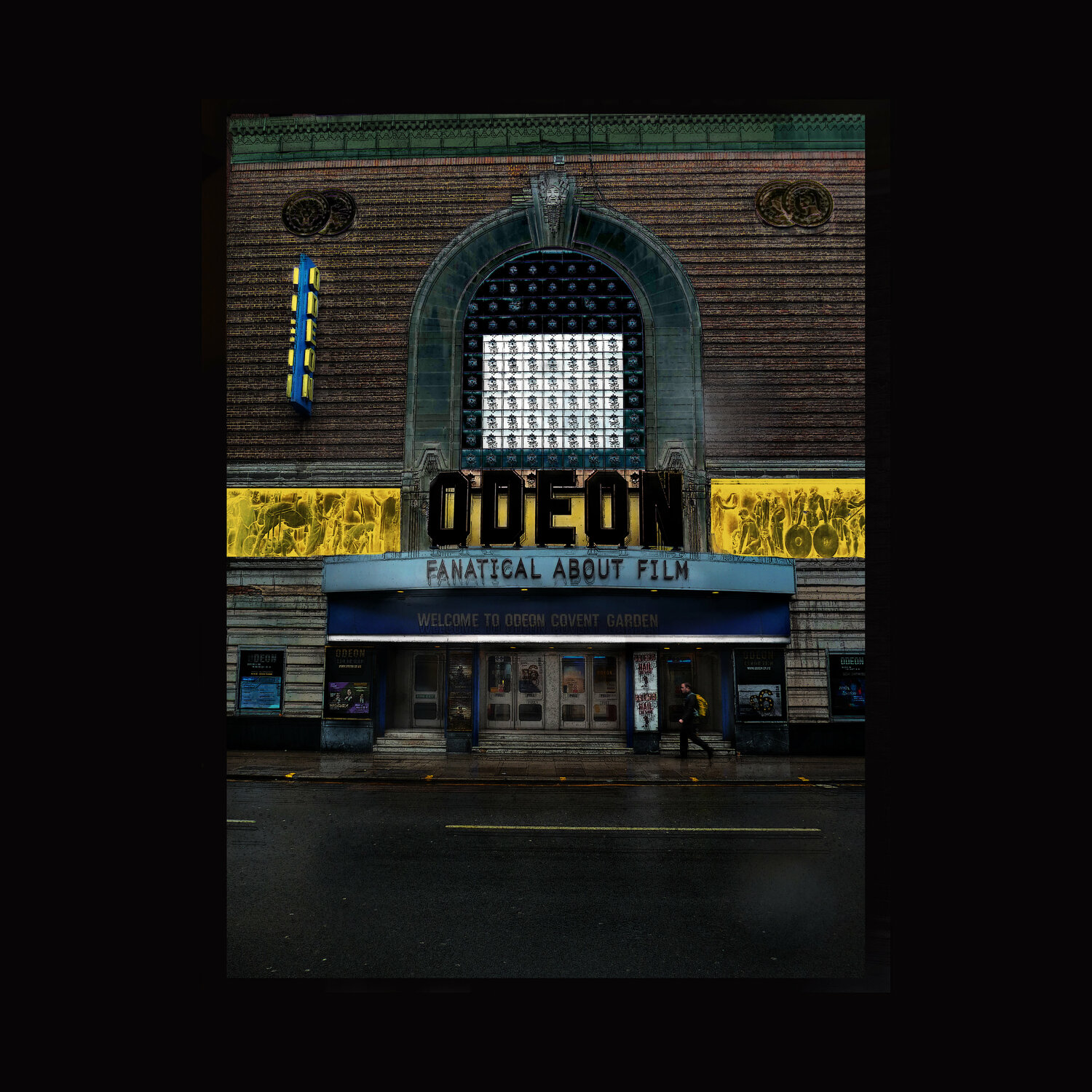 Urbanités I - Londres- The Odeon Theatre Évelyne Coutas Fotografie zu verkaufen