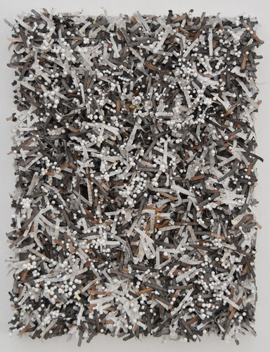Paperwork & Pearls #13 par Astrid Stoeppel, Peinture en vente sur Singulart