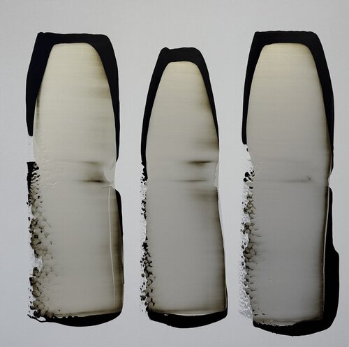 Black and white with pearl yellow N.9 di Anca Todrican, Pittura in vendita su Singulart