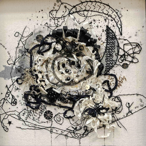 The Strange Flowers I von Asami GOTO, Textil kaufen auf Singulart