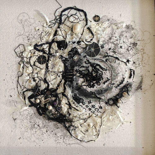 The Strange Flowers II von Asami GOTO, Textil kaufen auf Singulart