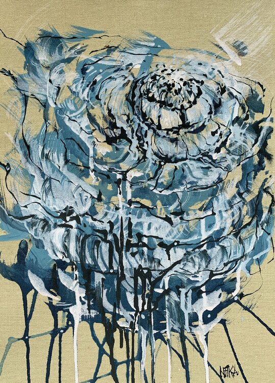 Blue Flower 2 - The raw linen series Netka Croonenborghs