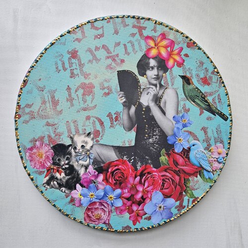 Beauty with Fan de Lorette C. Luzajic, Pintura a la venta en Singulart