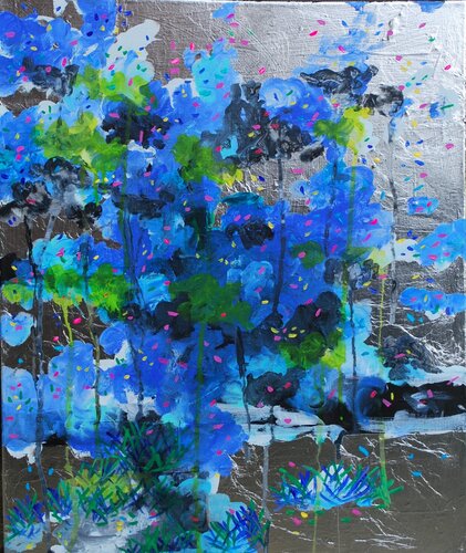 Silvery Serenity van Aasiri Wickremage, Schilderij te koop op Singulart