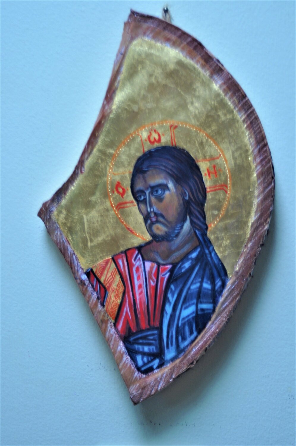 Jesus Christ, eggs tempera on Wood, with gold leaf, 16.5x28 cm by Romeo
