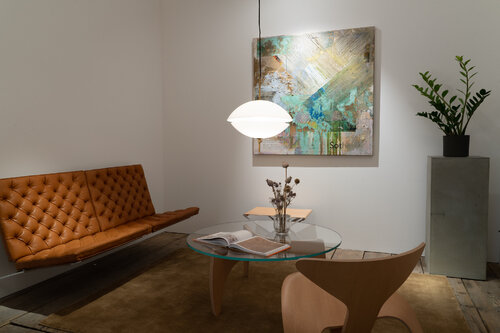 Fritz Hansen Showroom: Shopping at Sotheby’s #1 by Peter Vahlefeld, 회화 for Sale on Singulart