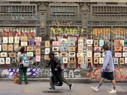 barcelone un 26 mai by Paul Yves POUMAY, 사진 for Sale on Singulart