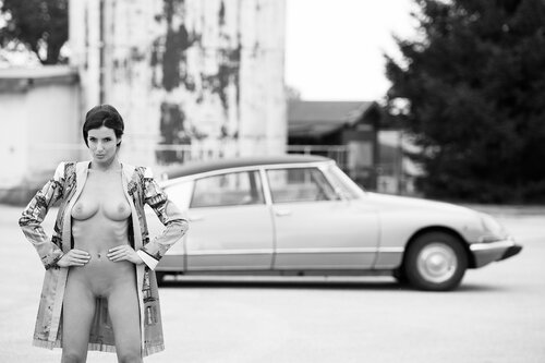 La Déesse  - 45x30cm by Martin Wieland, Photography for Sale on Singulart