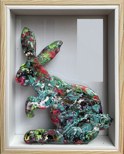 Lapin bleu en acier sous cadre di PatMoli, Altri media in vendita su Singulart
