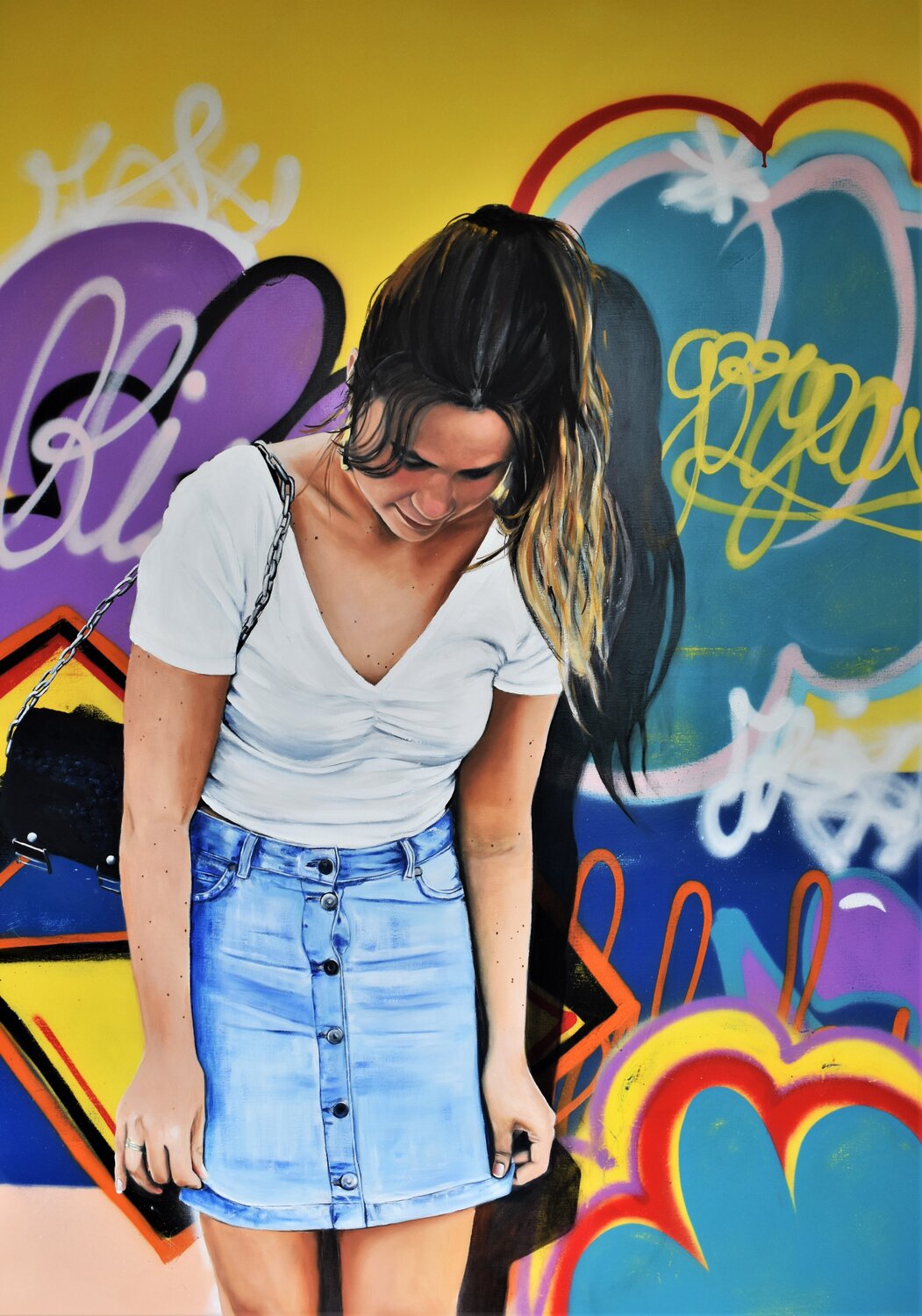 Graffiti Girl Bianca Lever