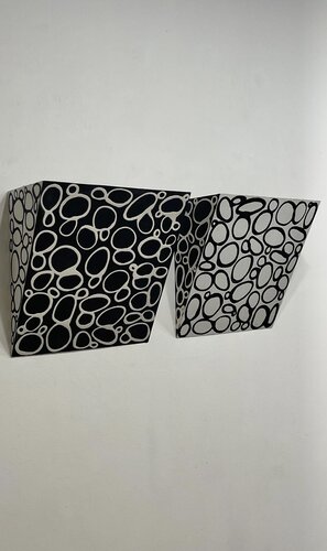 Ying - Yang -Pair Symmetrical Black & White II de Pablo Contrisciani, Pintura a la venta en Singulart