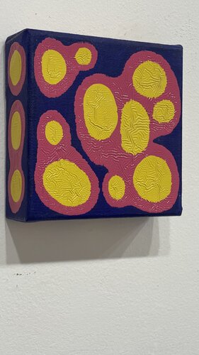 Small Individual Ying Yang Datk Blue -Magenta -Yellow van Pablo Contrisciani, Schilderij te koop op Singulart