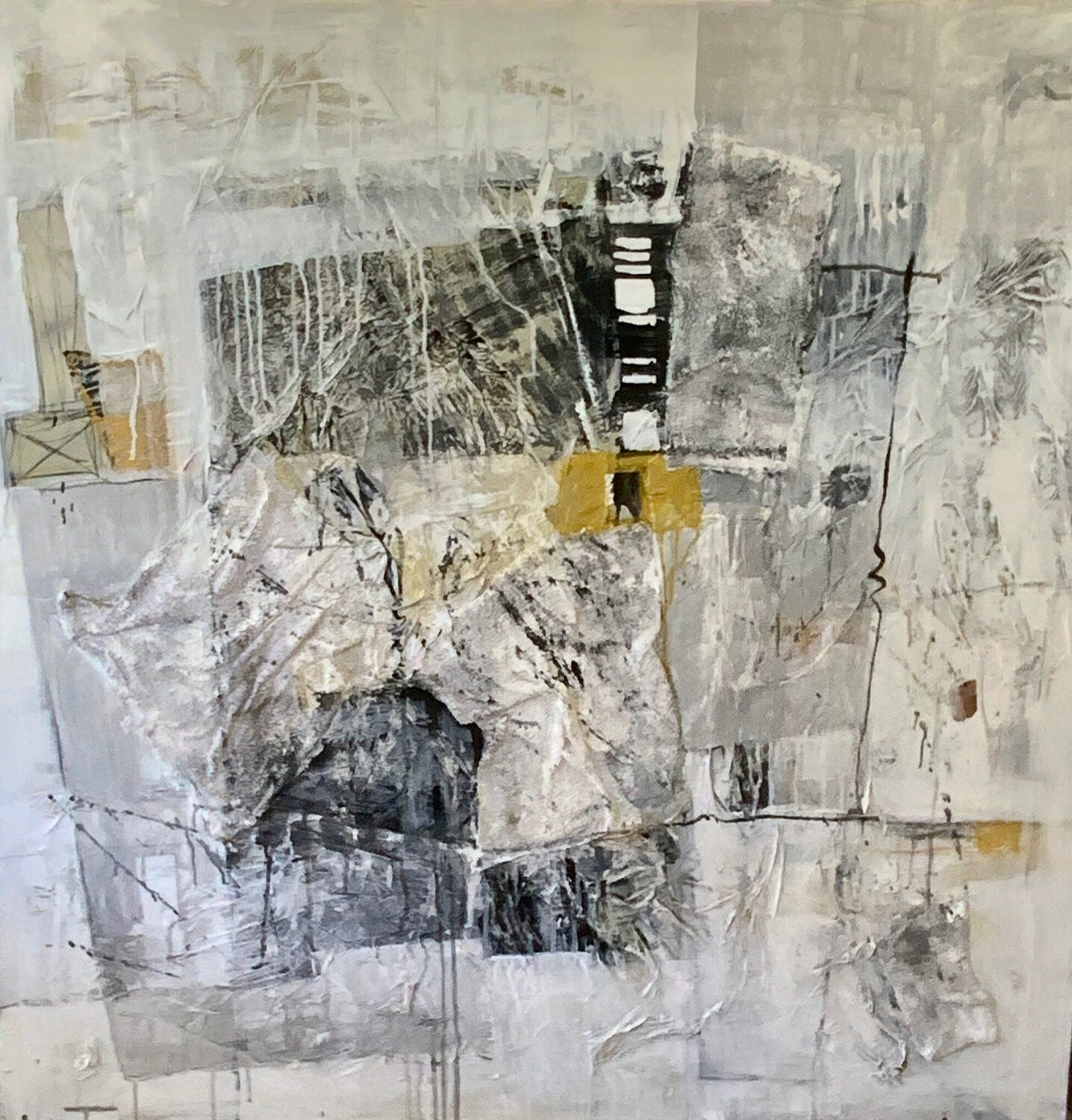 UNSTRUCTURED 4 A Dominique Mc Kenzie