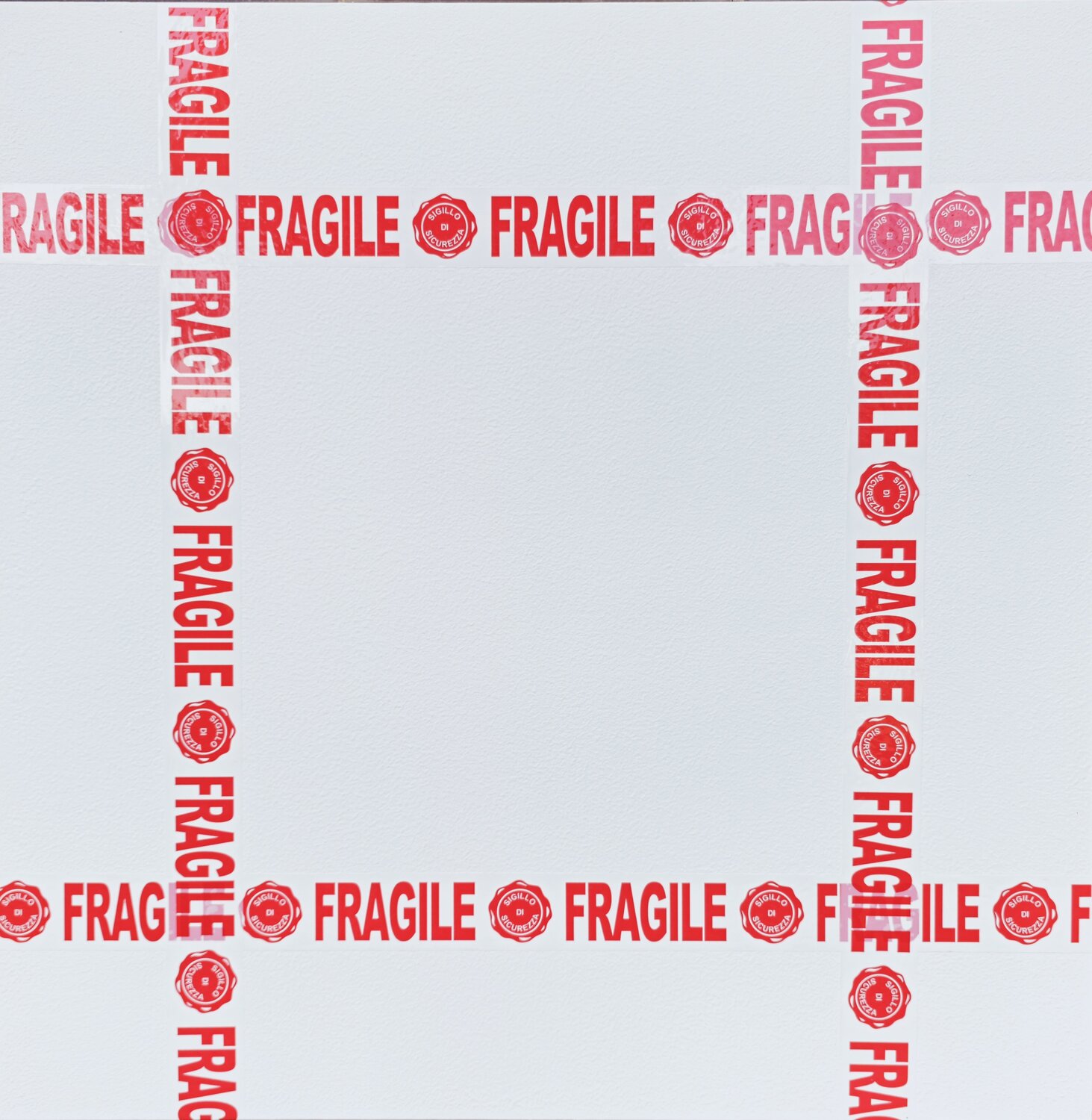 Fragile Elisa Spagnoli