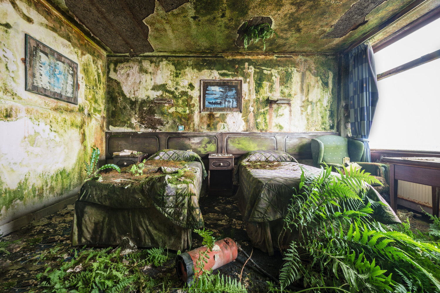 The lost room by Romain Veillon (2015) : Photography Digital on Paper
