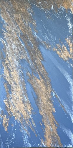Filón — Copper Vein on Slate Blue, Vertical Abstract 160 cm di Kseniia Turik, Pittura in vendita su Singulart
