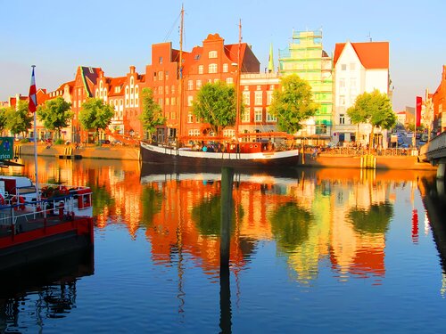 Sweden. Stockholm. Sunset. Reflection in water. Bright joyful vivid cityscape. Large positive naive cheerful fine art for home decor. by Irina BAST, 版畫 for Sale on Singulart