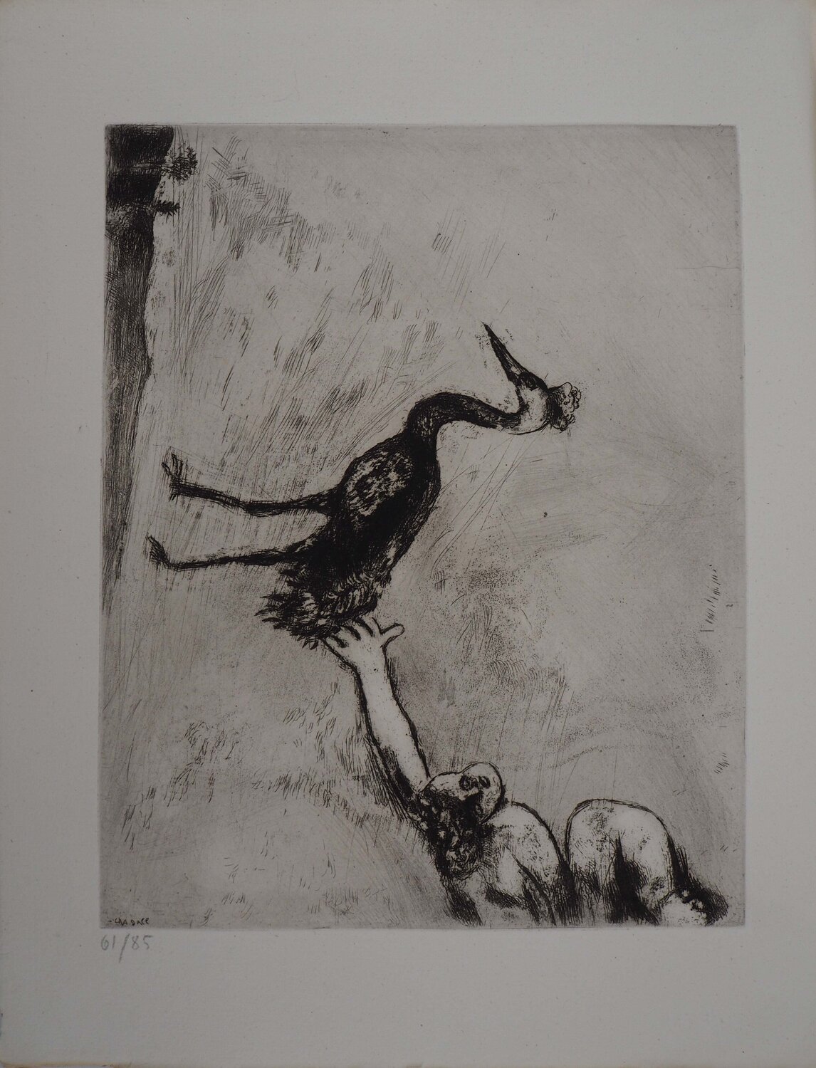 Le héron, Gravure originale signée Marc Chagall Print for sale