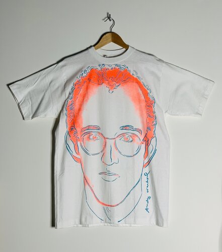 Andy Warhol | Keith Haring T Shirt (Pop Shop NYC) di Andy Warhol, Stampa in vendita su Singulart