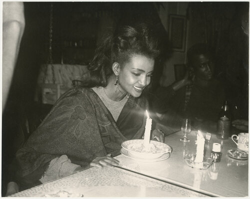 Model Khadija Adams birthday party at Jezebels with Peter Beard, Nejma Khanum, Andy Warhol, Iman, Azzedine Alaia, Sam Bolton, Paige Powell & others van Andy Warhol, Fotografie te koop op Singulart
