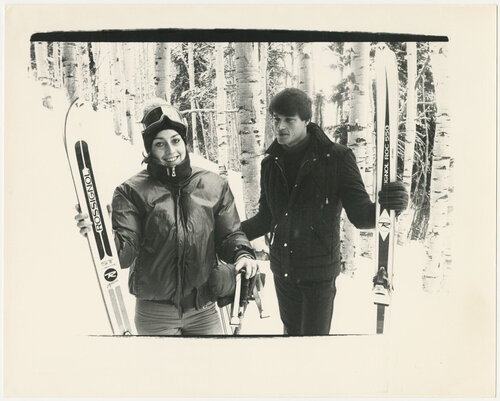 Catherine Guinness & Jed Johnson in Aspen van Andy Warhol, Fotografie te koop op Singulart
